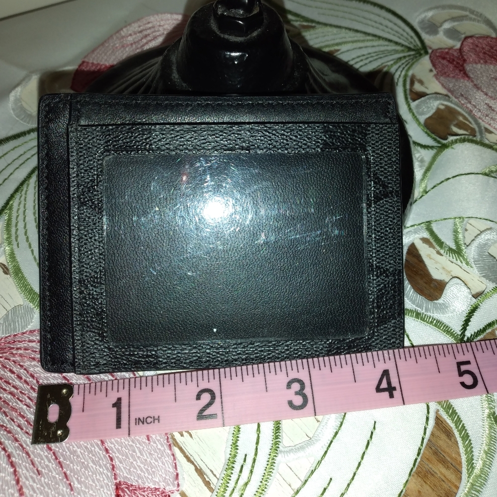 Coach ID holder